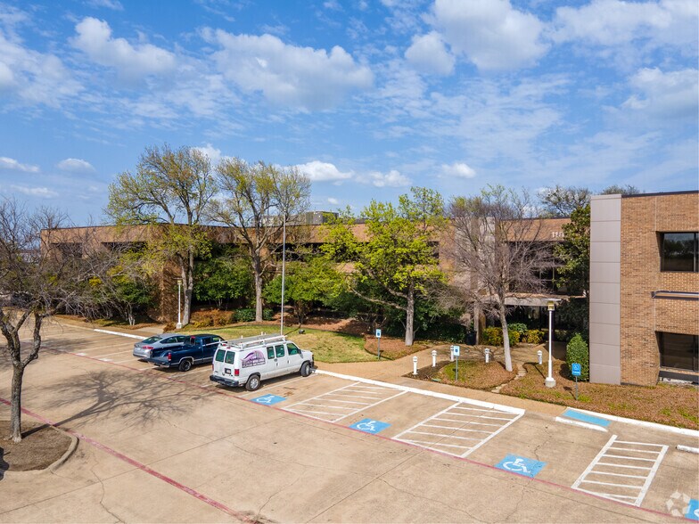 More Photos Of 1101 E Arapaho Rd, Richardson Office Residential For Lease