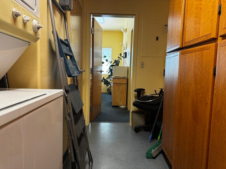 More Photos Of 3838 E Fort Lowell Rd, Tucson Medical For Sale