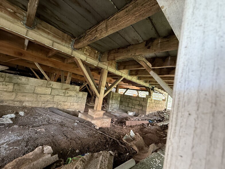 More Photos Of 1424 Gulick Ave, Honolulu Multifamily For Sale