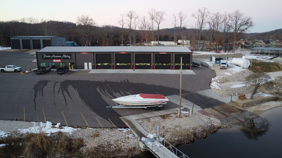 More Photos Of 27 Lighthouse Marina Rd, Sunrise Beach General Retail For Sale