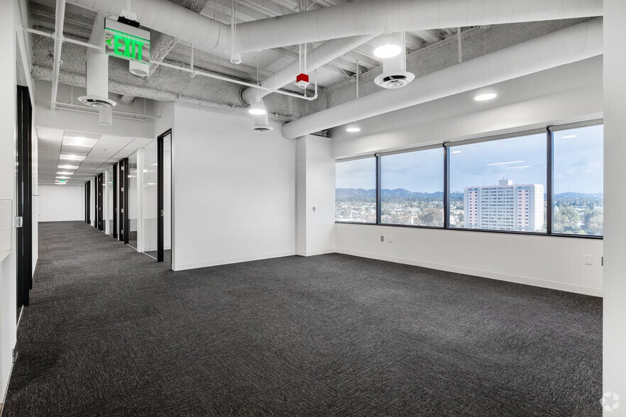 More Photos Of 401 Wilshire Blvd, Santa Monica Office For Lease