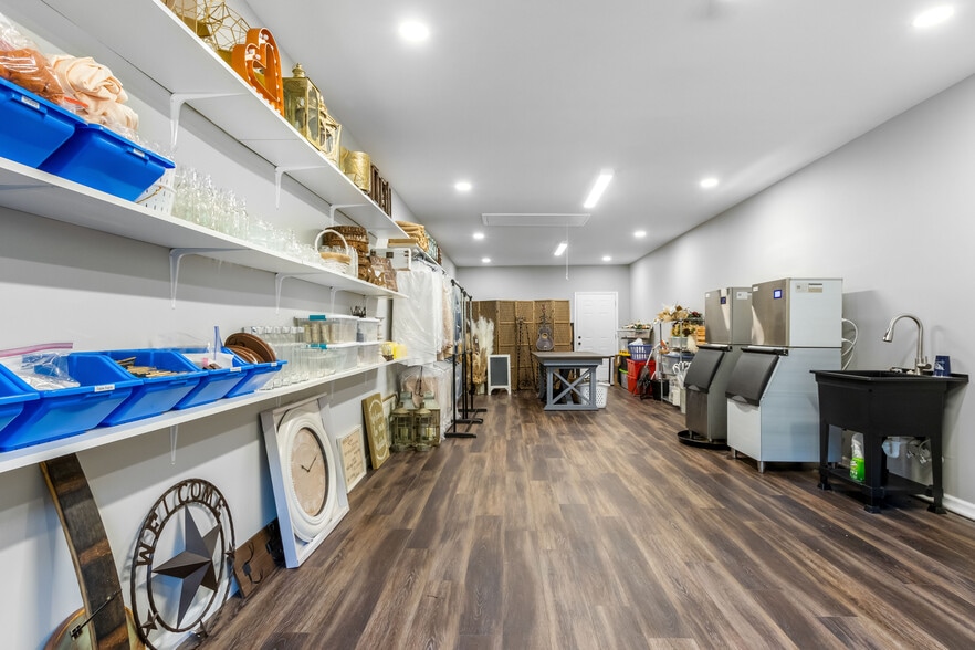 More Photos Of 1049 Oregon Rd, Lascassas Specialty For Sale