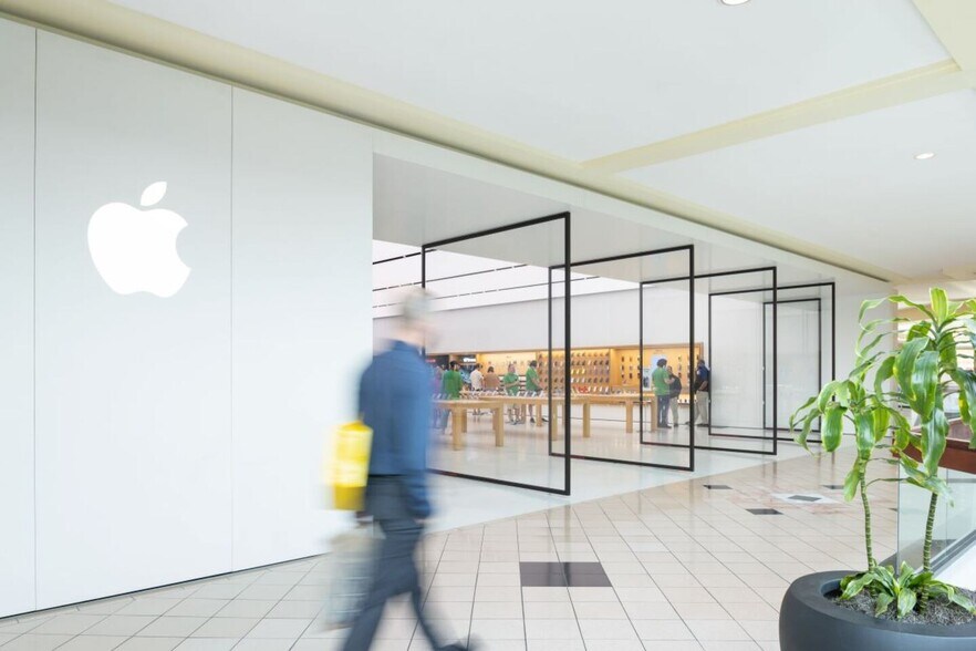 More Photos Of 451 E Altamonte Dr, Altamonte Springs Unknown For Lease