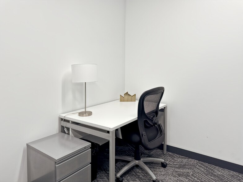 More Photos Of 6800 Weiskopf Ave, McKinney Coworking Space