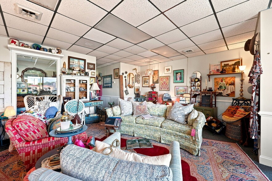 More Photos Of 2705 N Croatan Hwy, Kill Devil Hills Freestanding For Sale