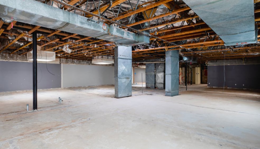 More Photos Of 4142 Lankershim Blvd, North Hollywood Unknown For Lease