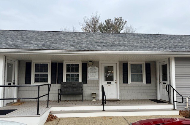 More Photos Of 154 Pleasant St, North Andover Office For Lease