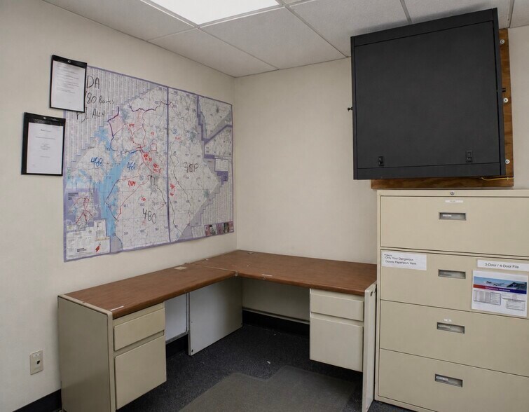More Photos Of 4106 Liberty Hwy, Anderson Distribution For Lease