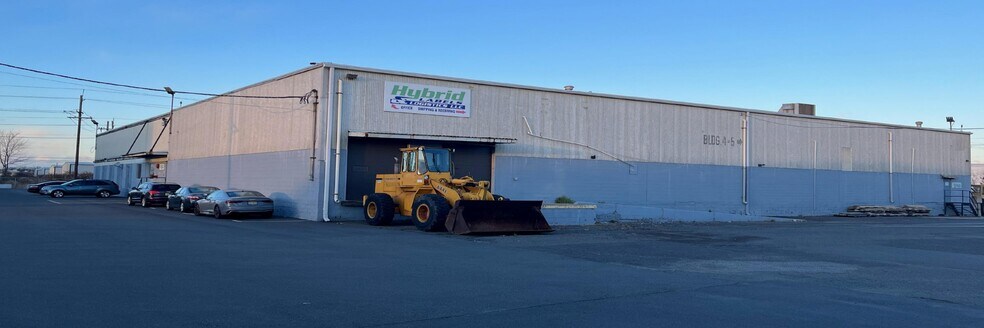 Primary Photo Of 1300 Lower Rd, Linden Warehouse For Lease