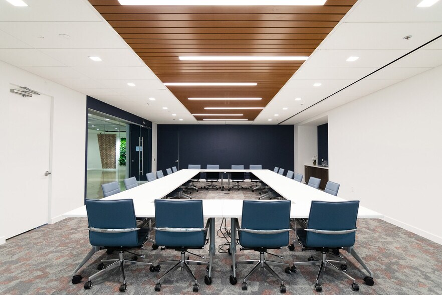 More Photos Of 10304 Eaton Pl, Fairfax Office For Lease