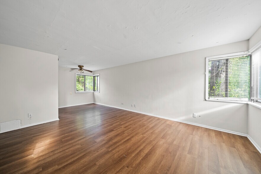 More Photos Of 206 Laurens St, Camden Apartments For Sale