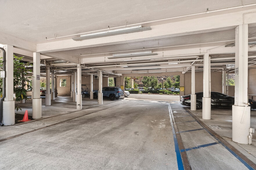 More Photos Of 580 Broadway St, Laguna Beach Office For Lease