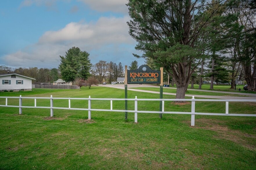More Photos Of 301 N Kingsboro Ave, Gloversville Golf Course Driving Range For Sale