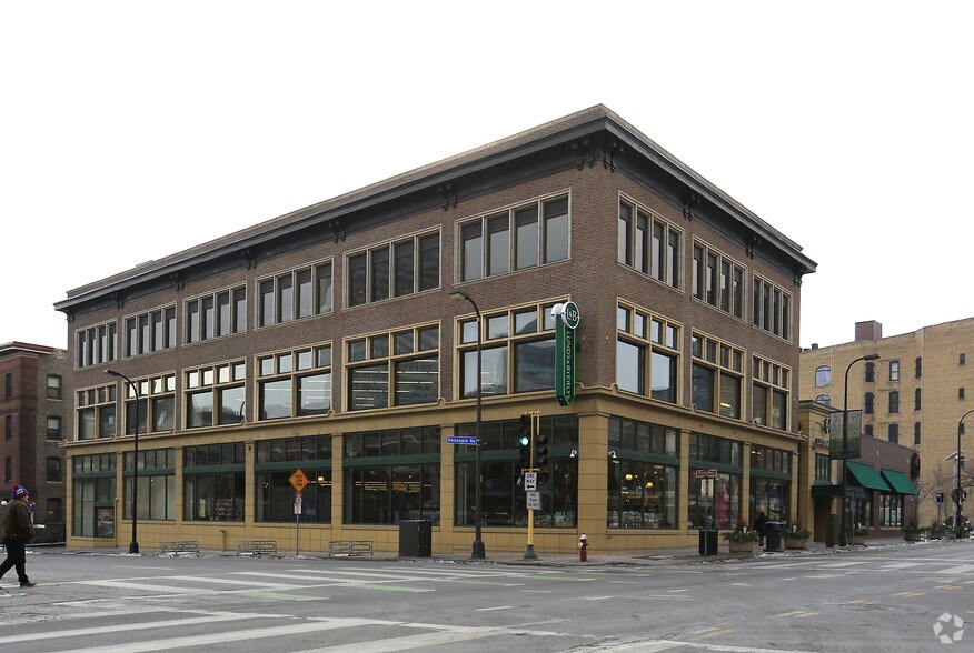 More Photos Of 1201 Hennepin Ave, Minneapolis Office For Lease