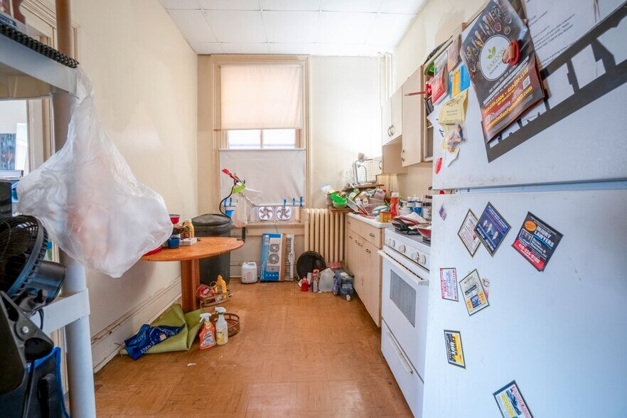 More Photos Of , Baltimore General Retail For Sale