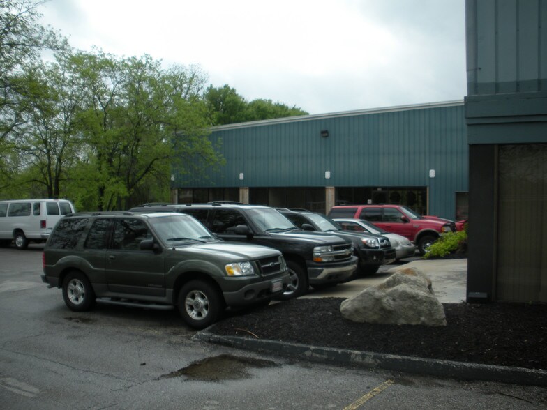 More Photos Of 19919 W Shawnee Mission Pky, Shawnee Manufacturing For Sale