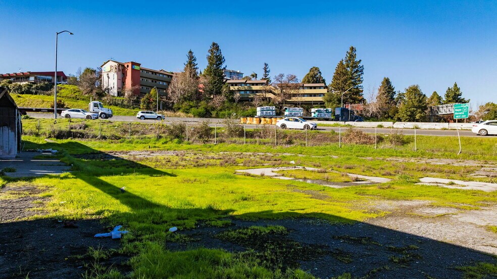 More Photos Of 711 Admiral Callaghan Ln, Vallejo Storefront For Sale