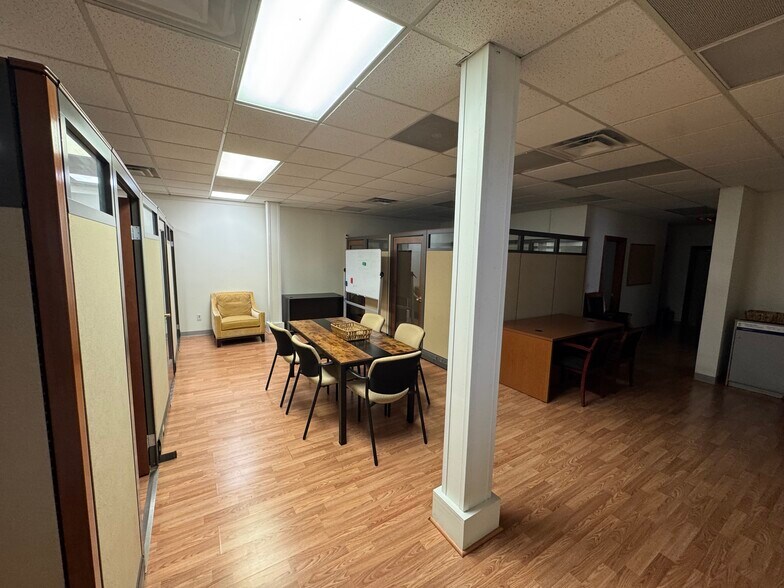 More Photos Of 400 Prestige Park Dr, Hurricane Office For Lease