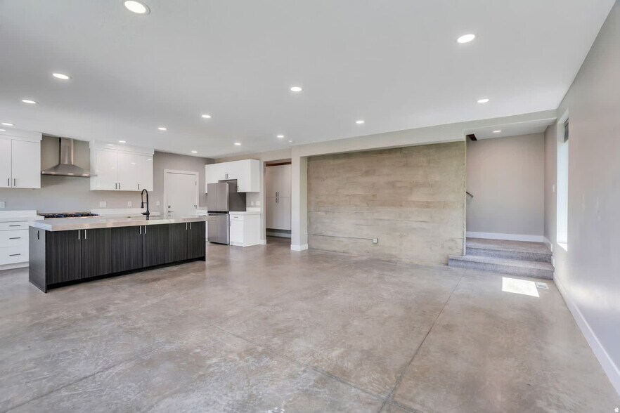 More Photos Of 7045 S 300 E, Midvale Apartments For Sale