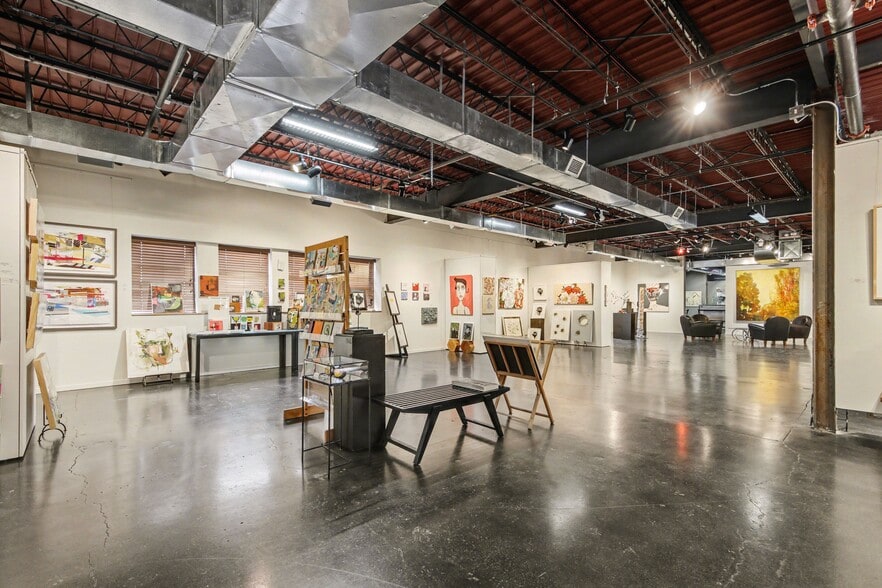 More Photos Of 833 Lake Dr SE, Grand Rapids Medical For Sale