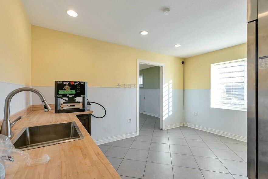 More Photos Of 745 Federal Blvd, Denver Office Residential For Sale