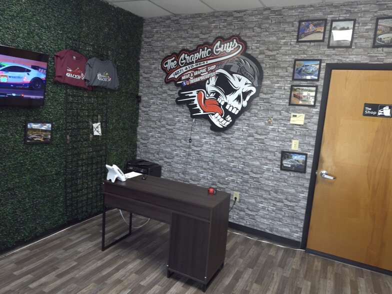 More Photos Of 1777 N Ronald Reagan Blvd, Longwood Flex For Lease