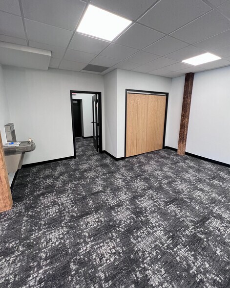 More Photos Of 223 Broadway Ave N, Rochester Office Residential For Sale