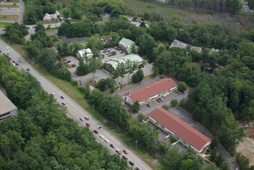 More Photos Of 11 Red Roof Ln, Salem Office For Sale