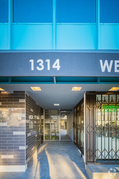 More Photos Of 1312-1316 Westwood Blvd, Los Angeles Research And Development For Lease