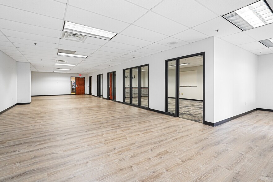 More Photos Of 9 Industrial Rd, Milford Office For Lease