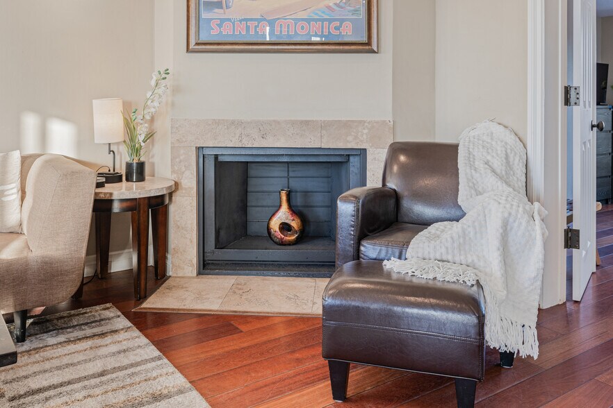 More Photos Of 1352-1364 Sunset Cliffs Blvd, San Diego Apartments For Sale