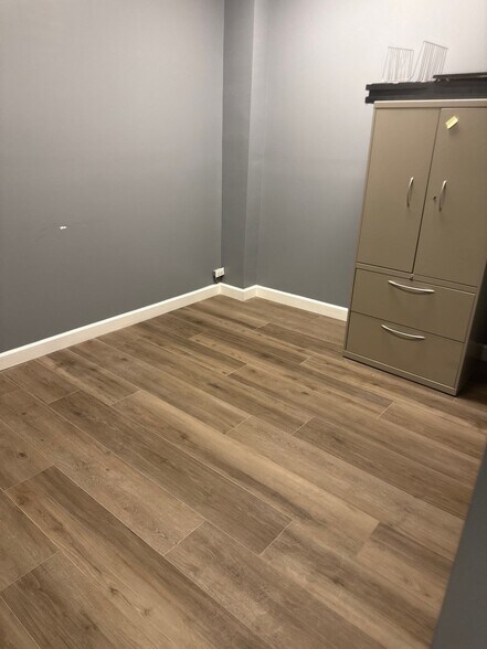 More Photos Of 3402 Belair Rd, Baltimore General Retail For Sale