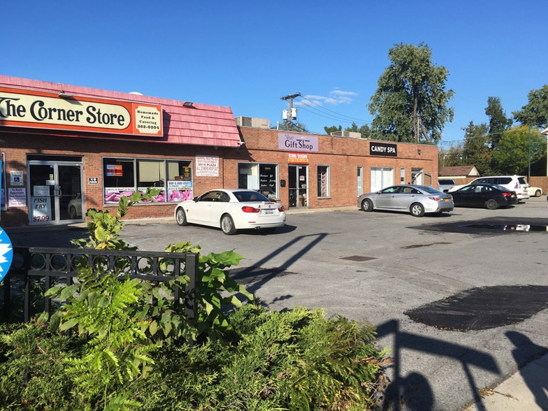 More Photos Of 2815 Delaware Ave, Kenmore Freestanding For Sale