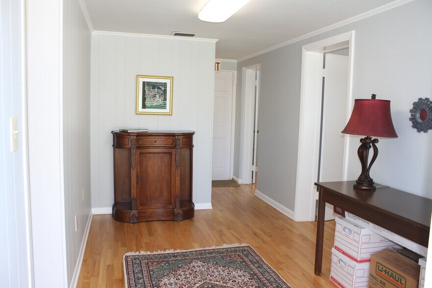 More Photos Of 222 Pasadena Pl, Orlando Office For Lease