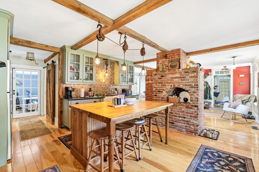 More Photos Of 1 Old Manchester Rd, Raymond Multifamily For Sale