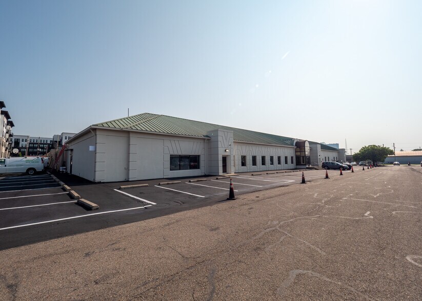 More Photos Of 1150 Chesapeake Ave, Columbus Warehouse For Lease