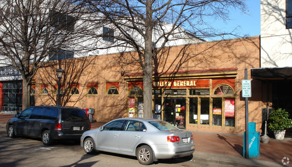 Primary Photo Of 326 High St, Portsmouth Storefront For Lease