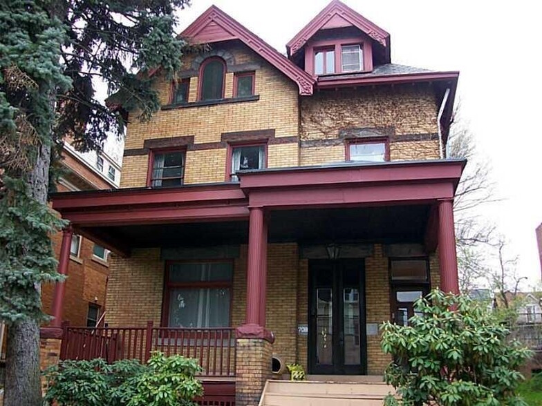 Primary Photo Of 708 S Negley Ave, Pittsburgh Multifamily For Sale