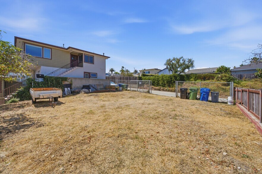 More Photos Of 714 W 38th St, San Pedro Land For Sale