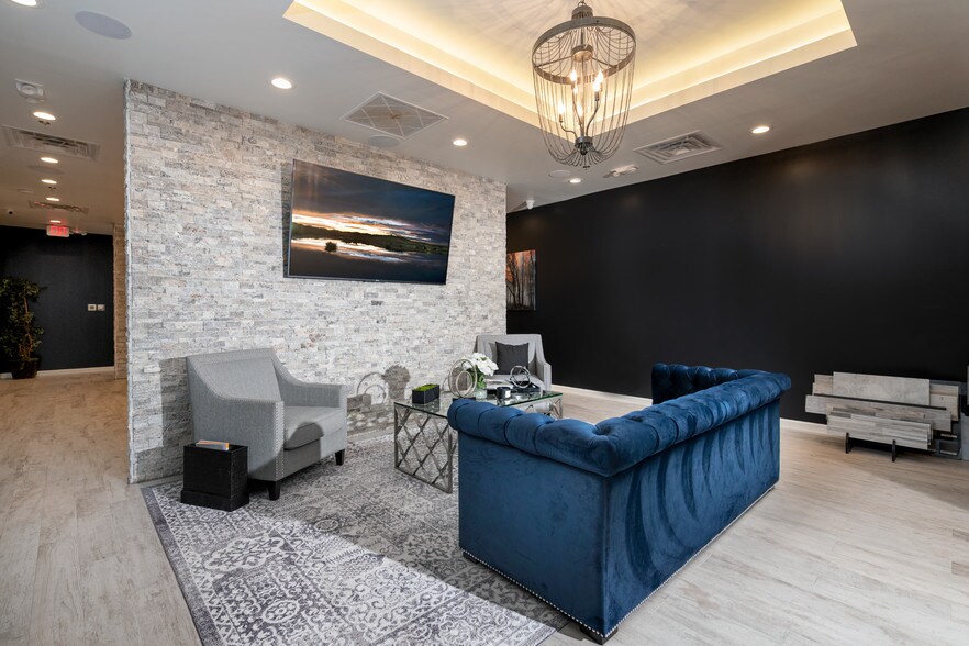 More Photos Of 4821 Lj Pkwy, Sugar Land Storefront For Lease