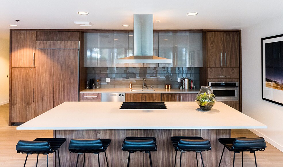 More Photos Of 900 NE 65th St, Seattle Apartments For Lease