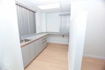 More Photos Of 180 White Rd, Little Silver Medical For Lease