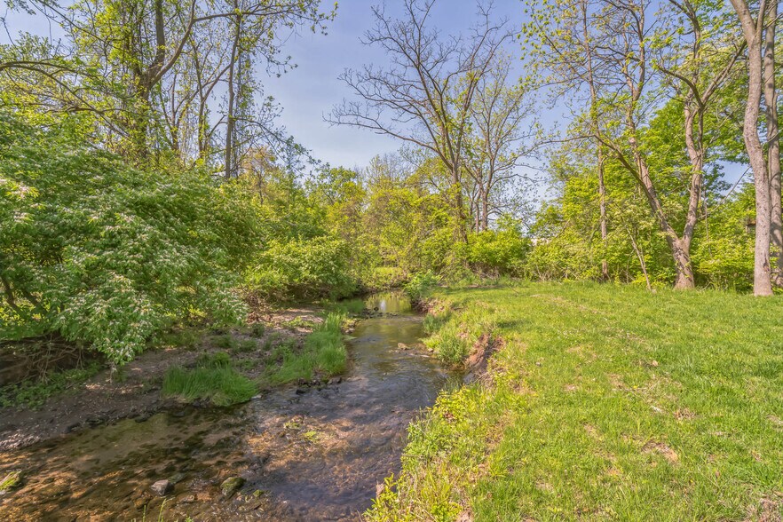 More Photos Of 2952-2954 Dekalb Pike, East Norriton Township Apartments For Sale
