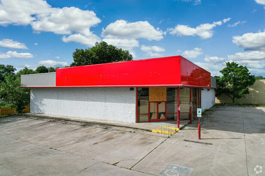 More Photos Of 2580 E Magnolia Ave, Knoxville Freestanding For Sale