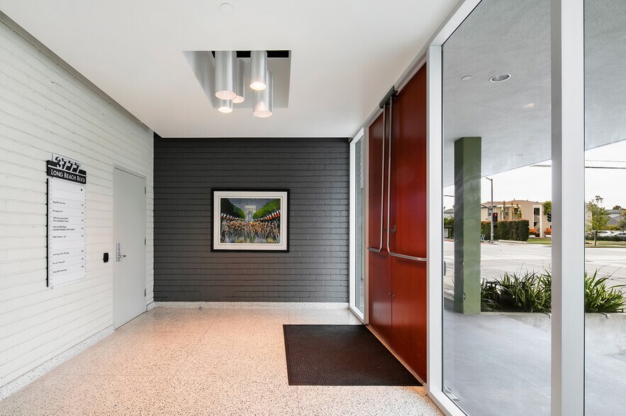 More Photos Of , Long Beach Office For Sale