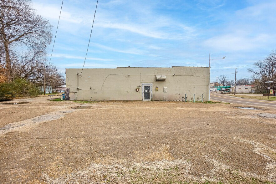 More Photos Of 422 W Liberty Ave, Covington Self Storage For Sale