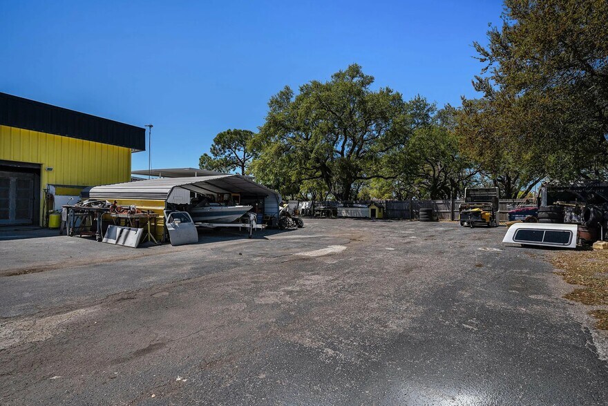 More Photos Of 9747 US Highway 19, Port Richey Freestanding For Sale