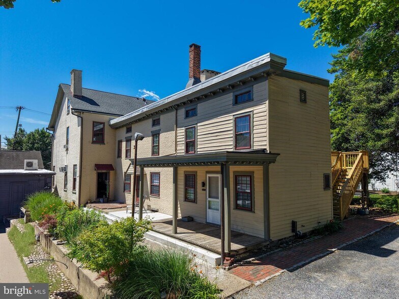 More Photos Of 12-20 W Bridge St, New Hope Storefront For Sale