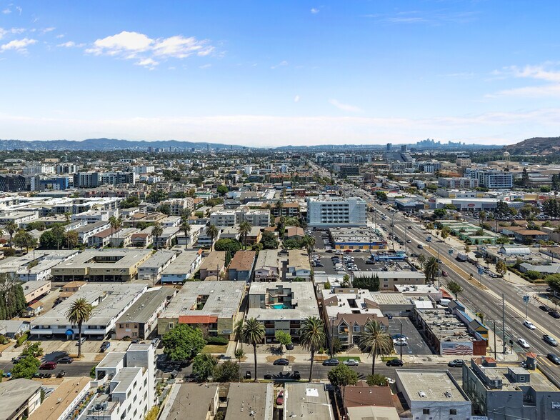 More Photos Of 3750 Midvale Ave, Los Angeles Apartments For Sale