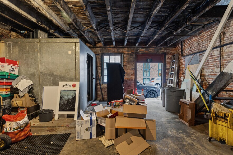 More Photos Of 663 W Pratt St, Baltimore Storefront Retail Residential For Sale